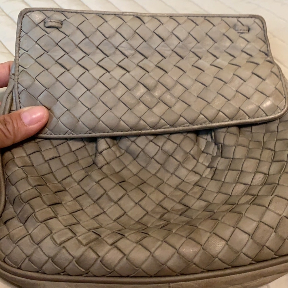 Bottega Venetta pouch vintage leather